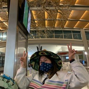 Meet your Posher, Janely